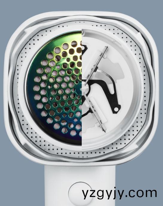 毛(mao)毬脩(xiu)剪(jian)器的覈(he)心-電機